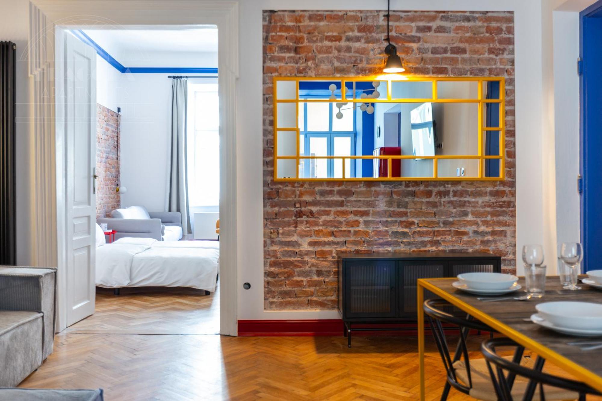 Spacious City Center Family Apartments Краків Екстер'єр фото